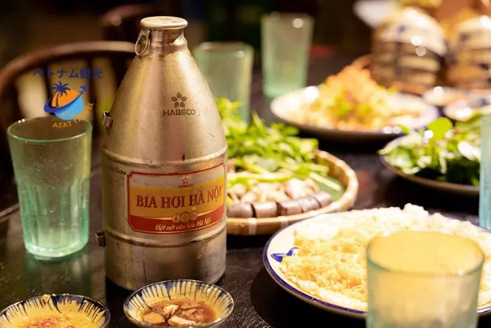 ビアホイ・ハノイの地ビール - ユニークな飲酒文化・ハノイ市内観光・ベトナム料理オススメ・ハノイの生ビールは、顧客を魅了するトップクラスの名物の一つです